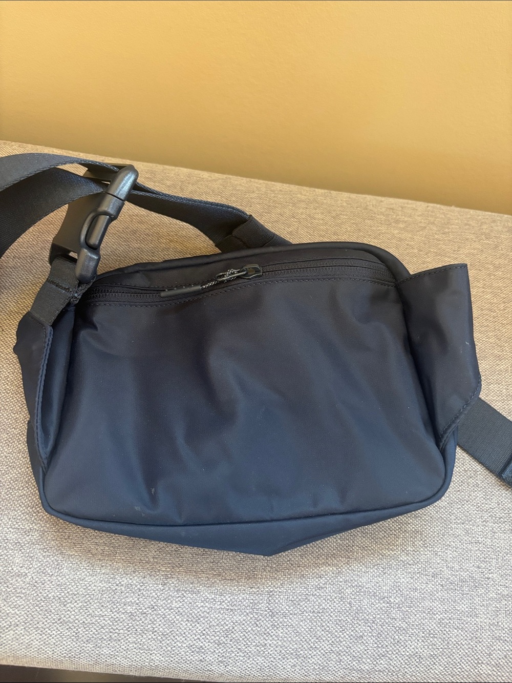 lululemon athletica Navy Belt Bag - Picture 2 of 4